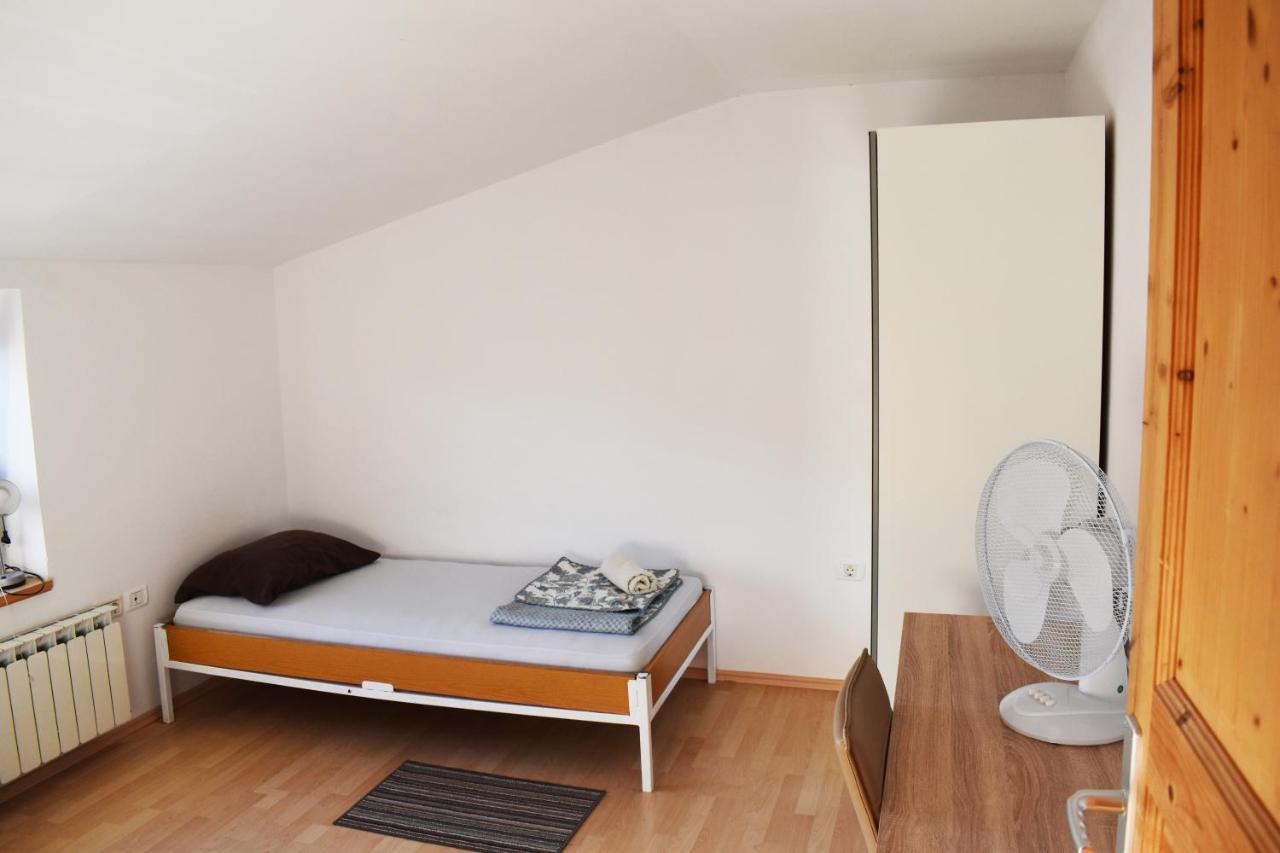 Rooms Busija อิซอลา ภายนอก รูปภาพ