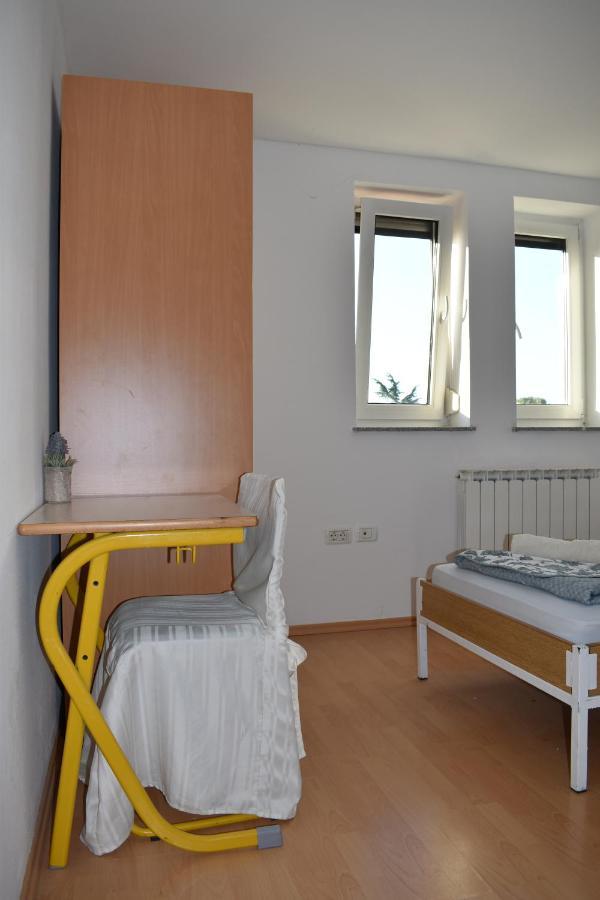 Rooms Busija อิซอลา ภายนอก รูปภาพ